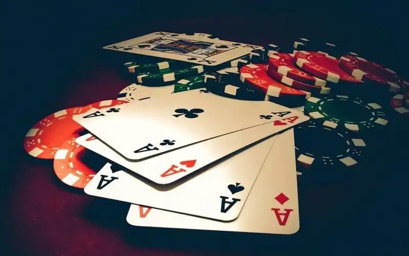ace8
